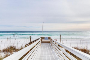 Pensacola Beach Condo with Patio and Access to Beach!